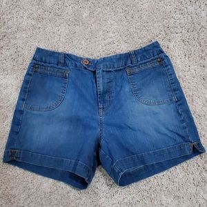 Bandolino Jean shorts